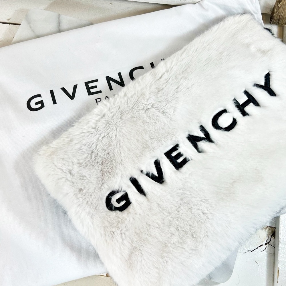 Givenchy Large Black & White Fur Two Tone GV3 Pouch/Clutch - Picture 8 of 9